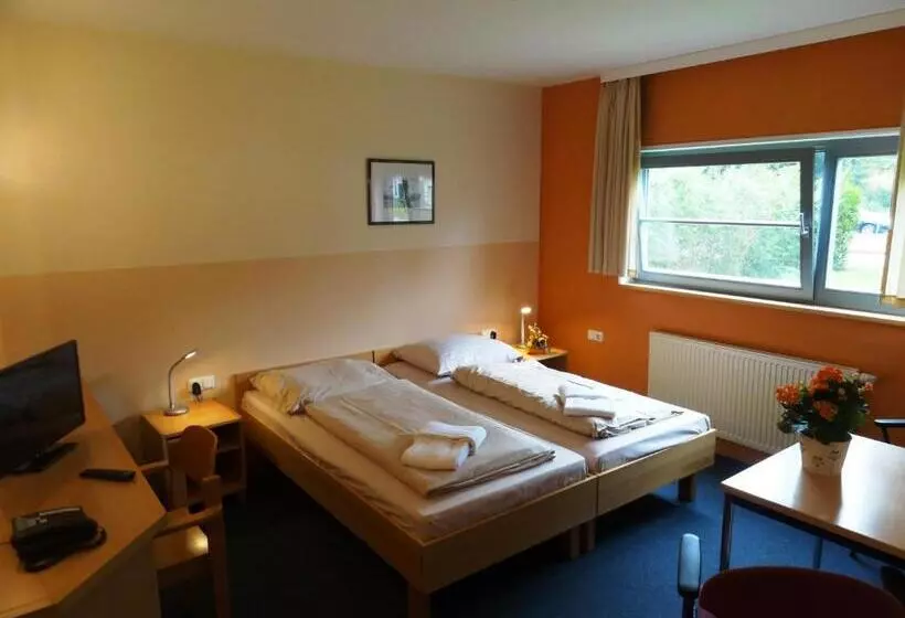 پانسیون A&s Ferienzentrum Schwerin