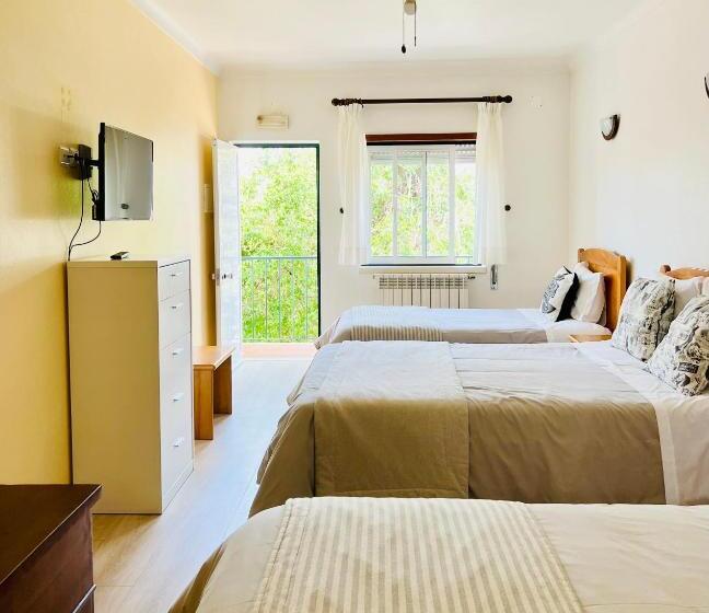 Пансион Costa Brava Alojamento