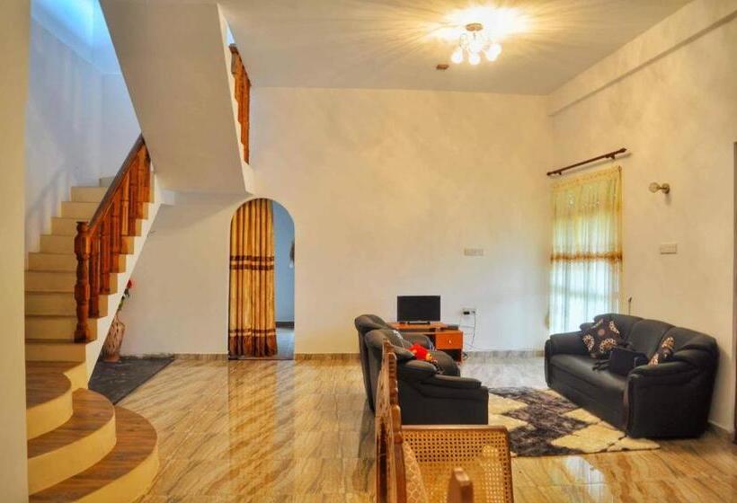 بنسيون Deutsche Villa