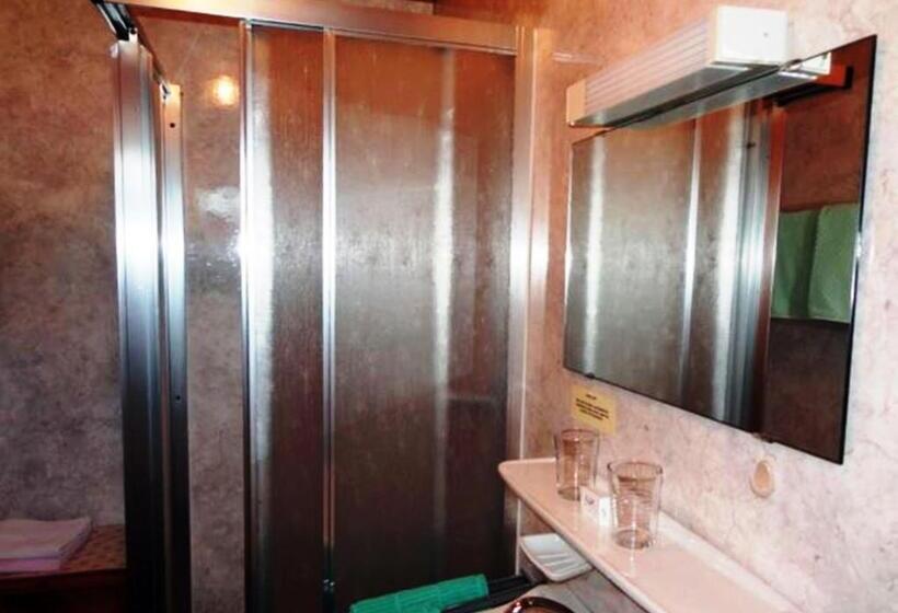 ペンション Gästehaus Conny