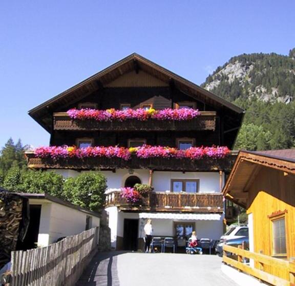 ペンション Gästehaus Conny