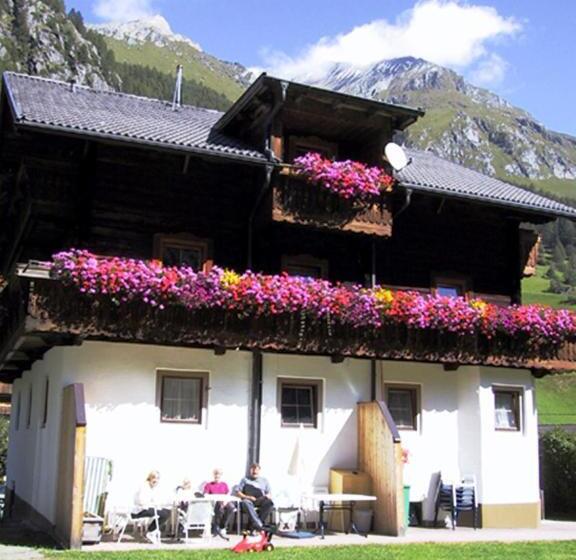 ペンション Gästehaus Conny