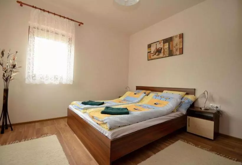 Majatalo Hanság Vendégház