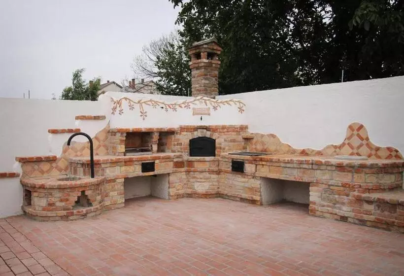 Majatalo Hanság Vendégház