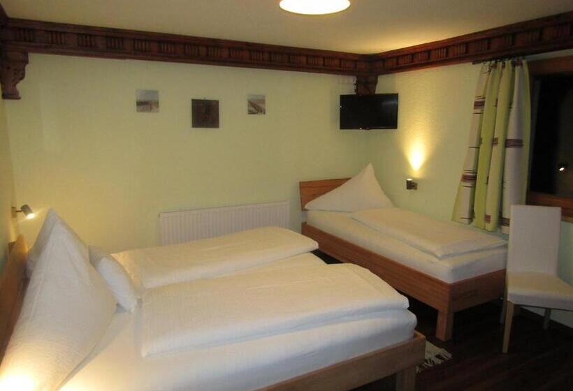 بنسيون Haus Christopherus