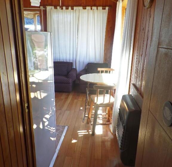 پانسیون Hostal Y Cabañas Villa Germana