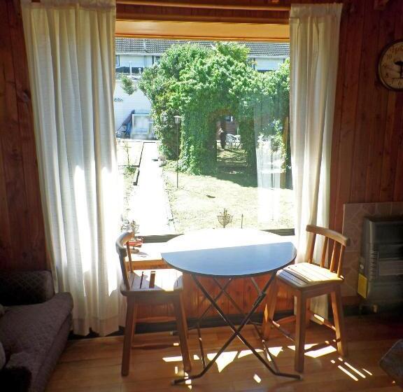 پانسیون Hostal Y Cabañas Villa Germana