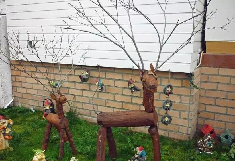 ペンション Hostal Y Cabañas Villa Germana