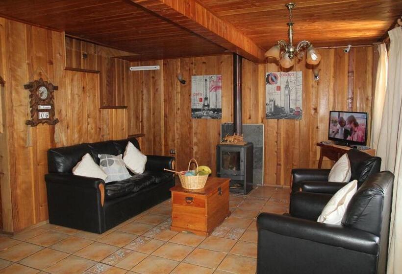 پانسیون Hostel El Alcazar