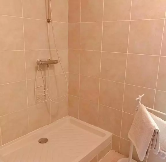 Majatalo Le Castel Blanc