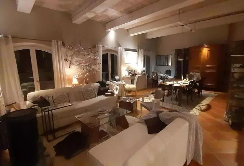 ペンション Massacan Vue Mer