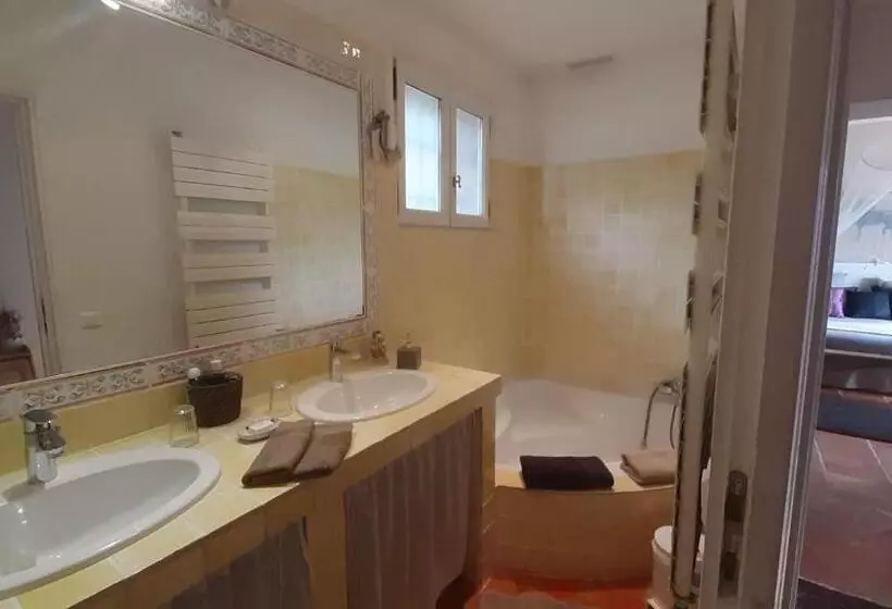 ペンション Massacan Vue Mer