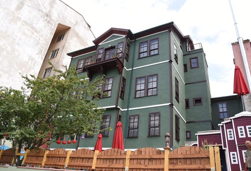 بنسيون Necati Bey Konak Otel