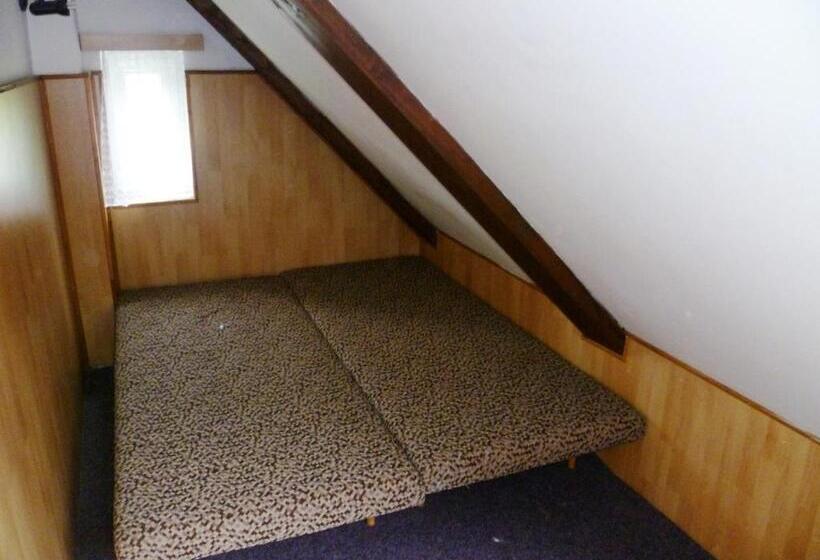 Majatalo Penzion Pod Studenovem