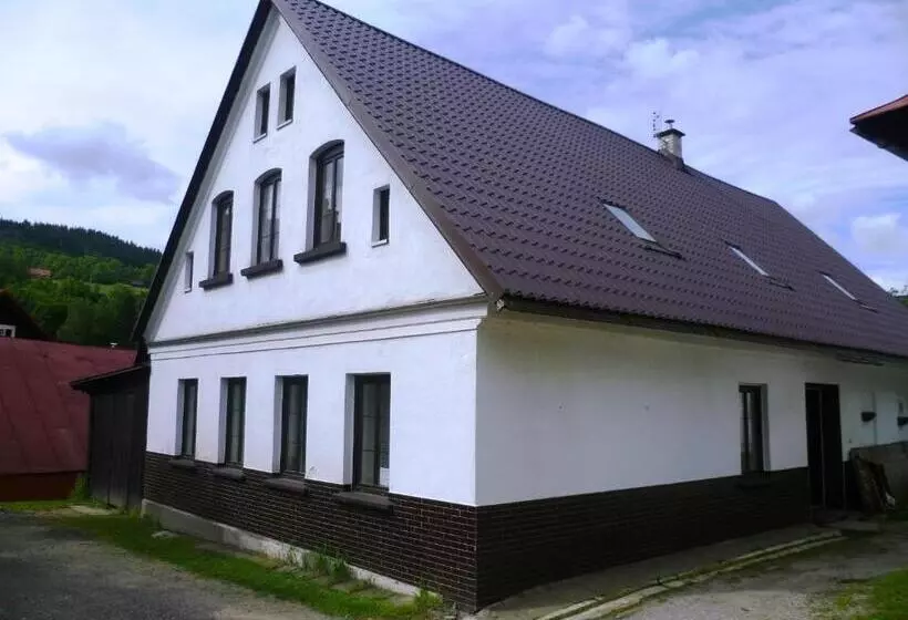 Majatalo Penzion Pod Studenovem