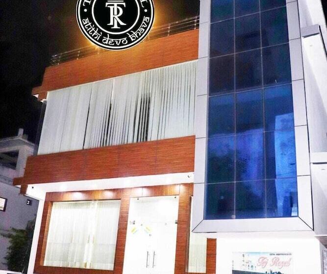 膳宿费 The Taj Royal