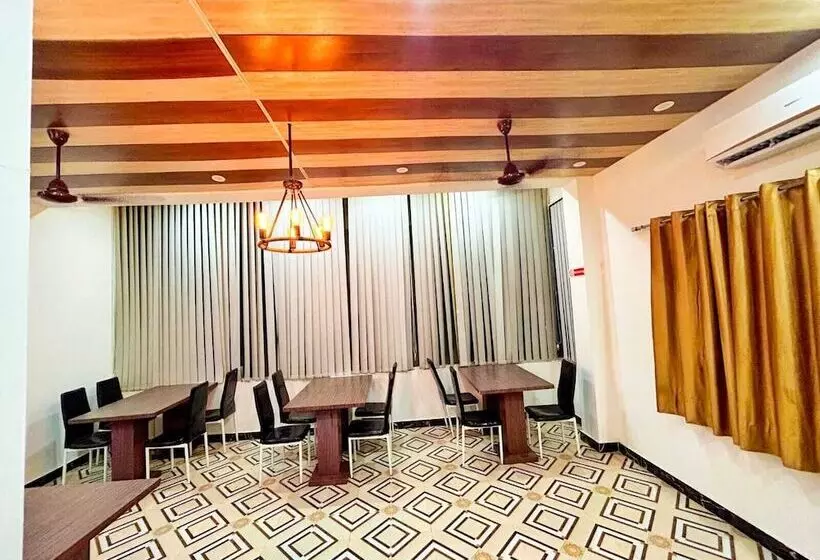 Majatalo The Taj Royal
