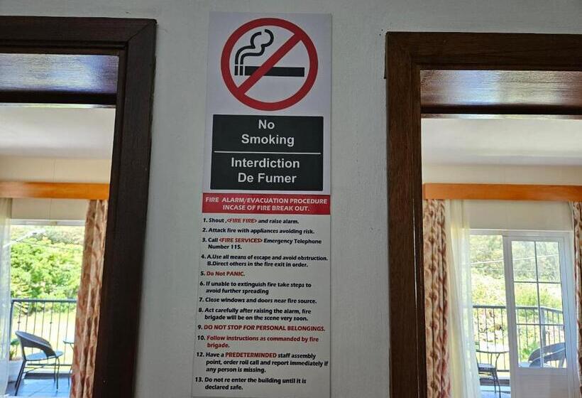 פנסיון Ushpav Villa