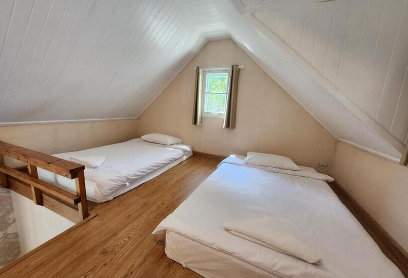 Puprai Tarnnarm Resort