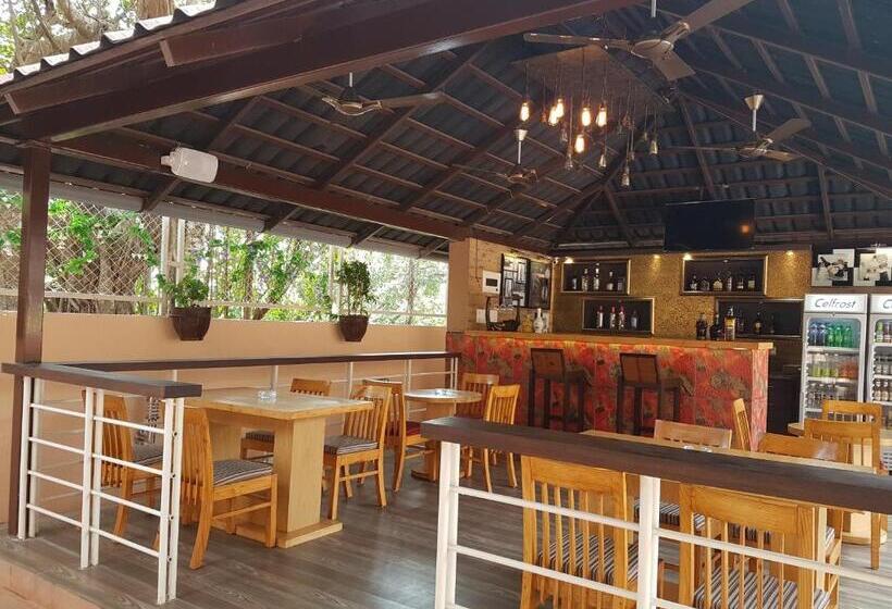 Resort La Sunila Suites & Villas By Wsi, Baga