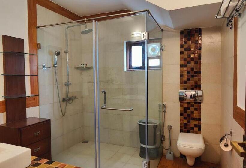 Resort La Sunila Suites & Villas By Wsi, Baga