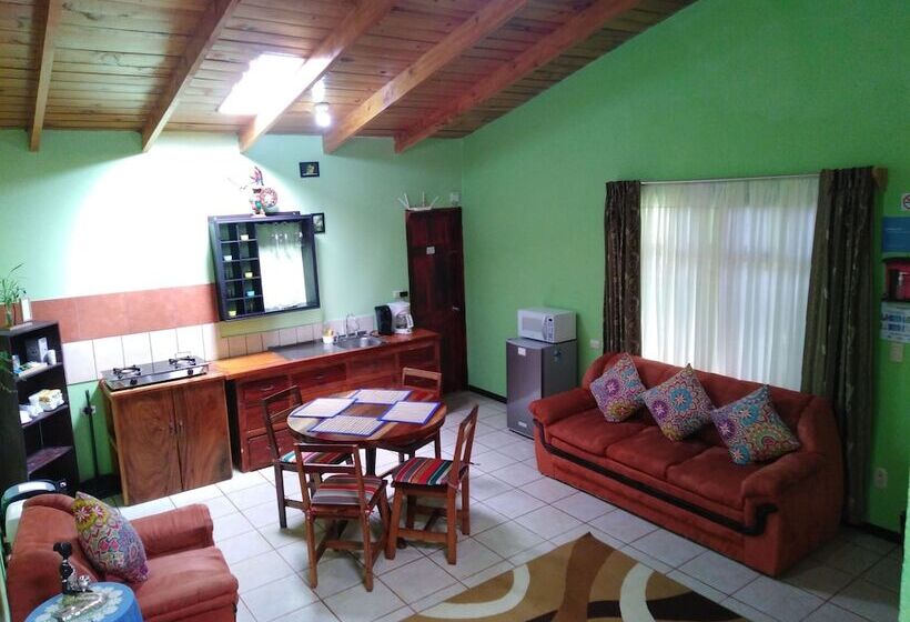 مبيت وإفطار Cassidini House