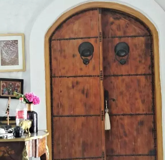 تختخواب و صبحانه Riad Dar El Caid Palais Xiii Siecle