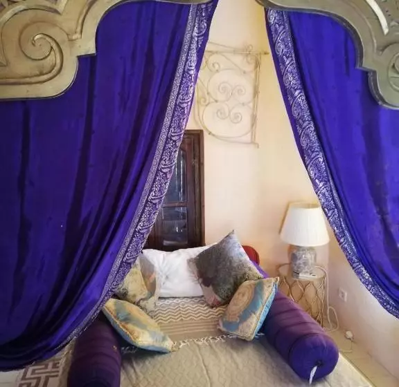 تختخواب و صبحانه Riad Dar El Caid Palais Xiii Siecle