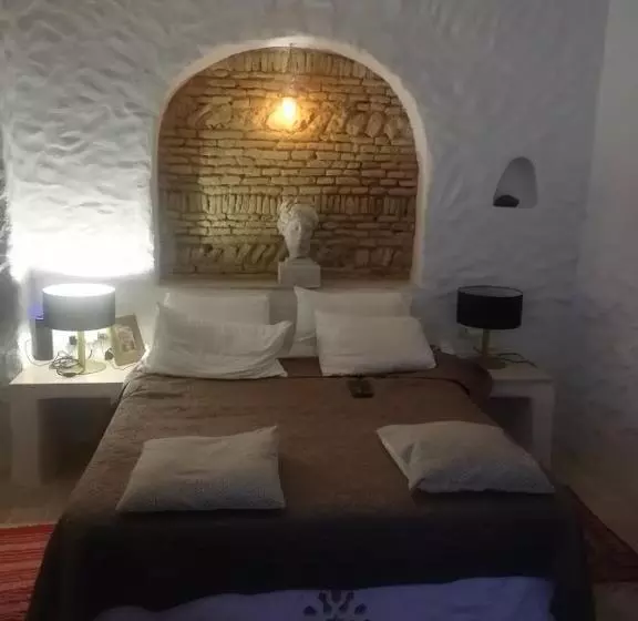 تختخواب و صبحانه Riad Dar El Caid Palais Xiii Siecle