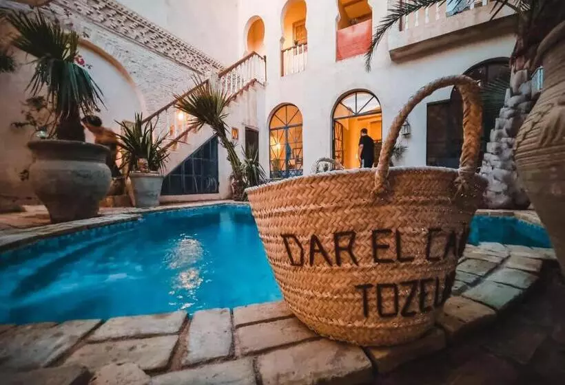 تختخواب و صبحانه Riad Dar El Caid Palais Xiii Siecle