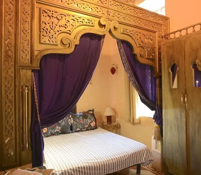 تختخواب و صبحانه Riad Dar El Caid   Palais Xiii Siecle