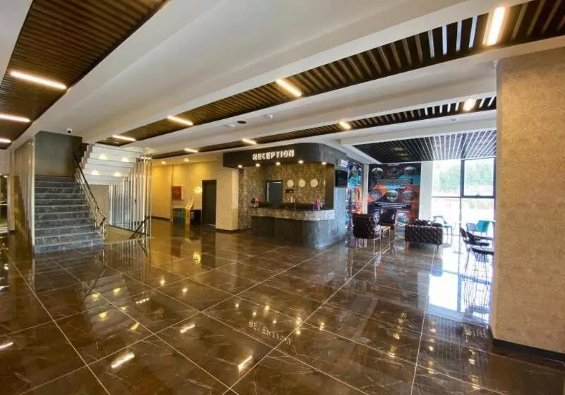 ホテル Efe Termal