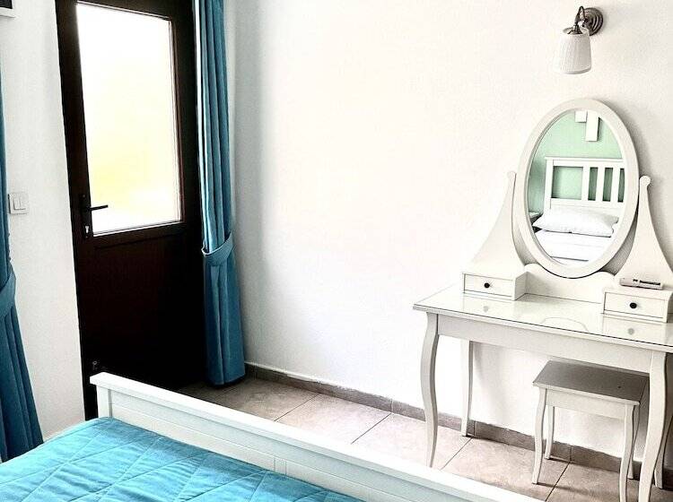 Отель Elia Selimiye