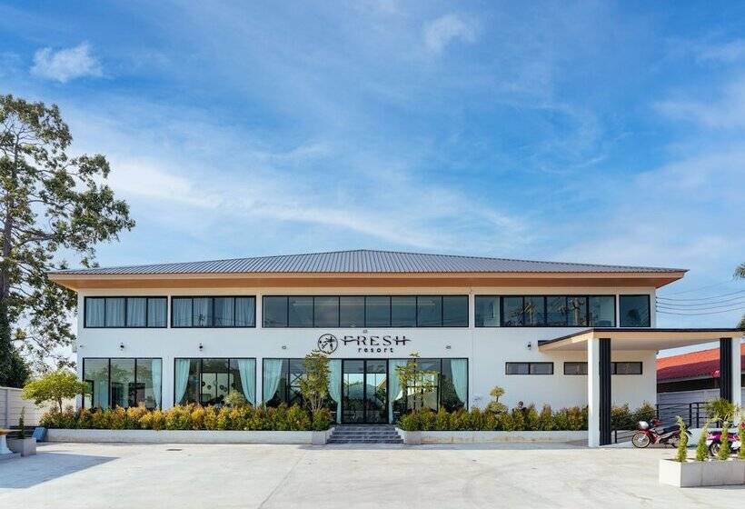 בית מלון כפרי Fresh Resort Pattaya