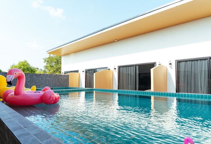 בית מלון כפרי Fresh Resort Pattaya