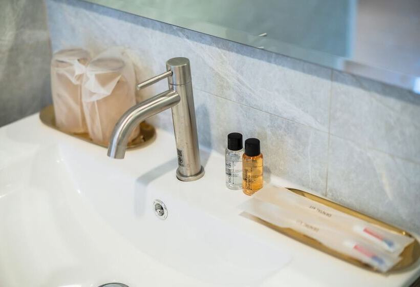 בית מלון כפרי Fresh Resort Pattaya