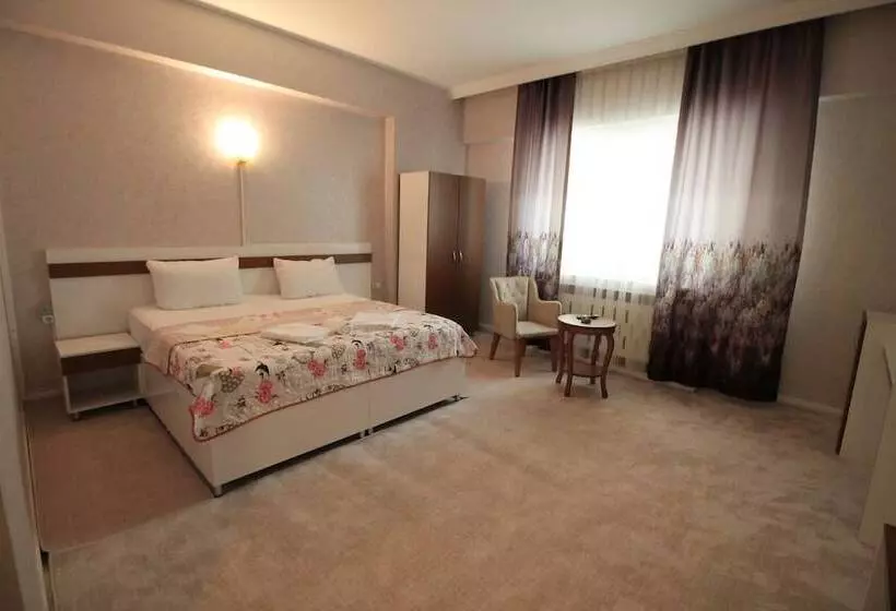 هتل Gold Suite