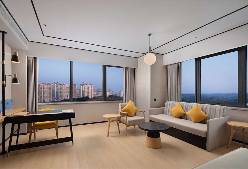 ホテル Hilton Garden Inn Zigong High Tech Zone