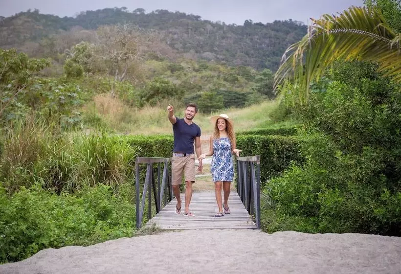 ホテル Jama Campay   Homes Resort & Spa