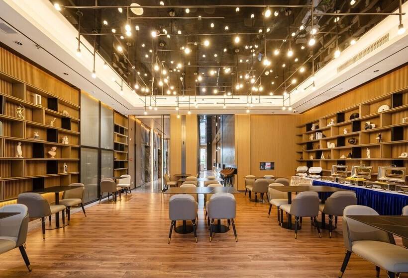 호텔 Mantuolunplusjiudian