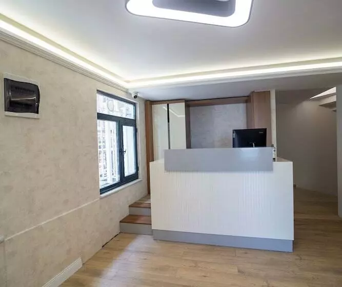 Hotelli Mell City Suite