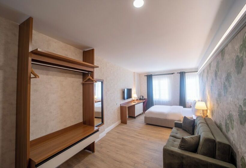 هتل Mell City Suite