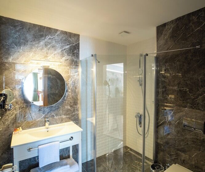 هتل Mell City Suite