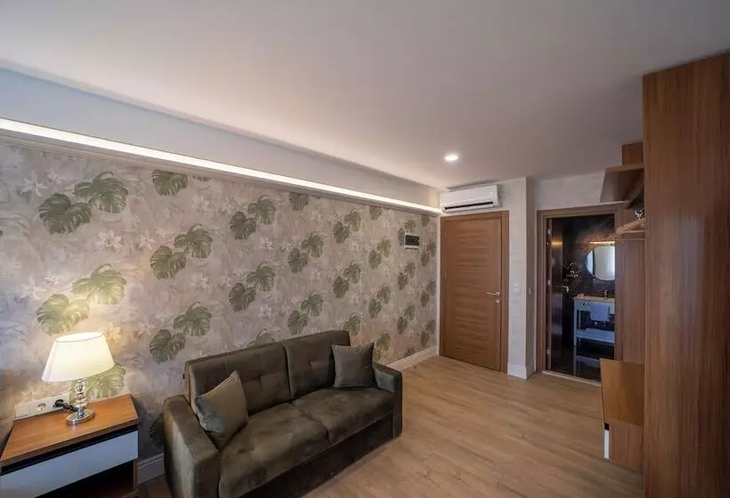 Hotelli Mell City Suite