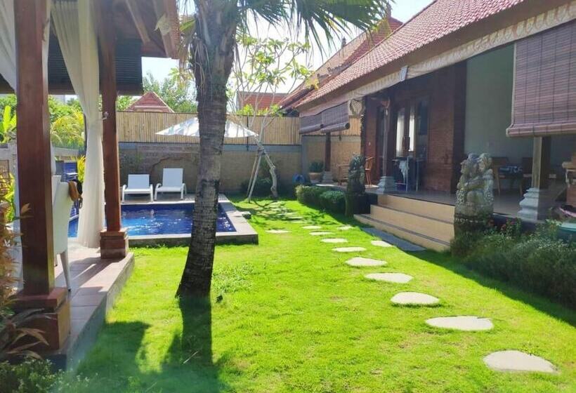 호텔 Villa Taman Pesona