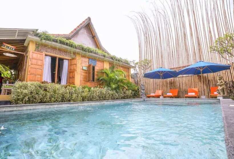 호텔 Villa Taman Pesona