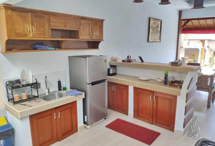 호텔 Villa Taman Pesona