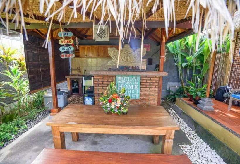 호텔 Villa Taman Pesona