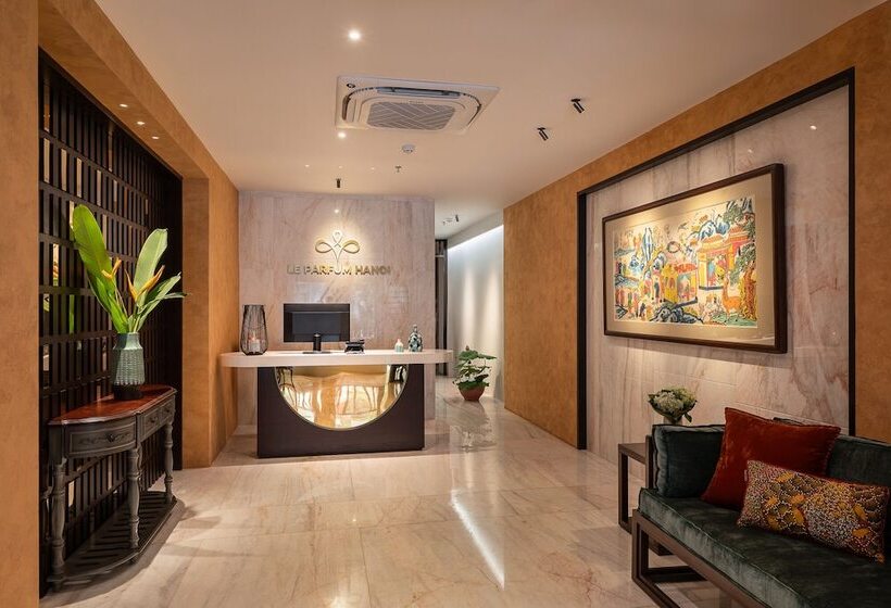 Le Parfum Apartment And