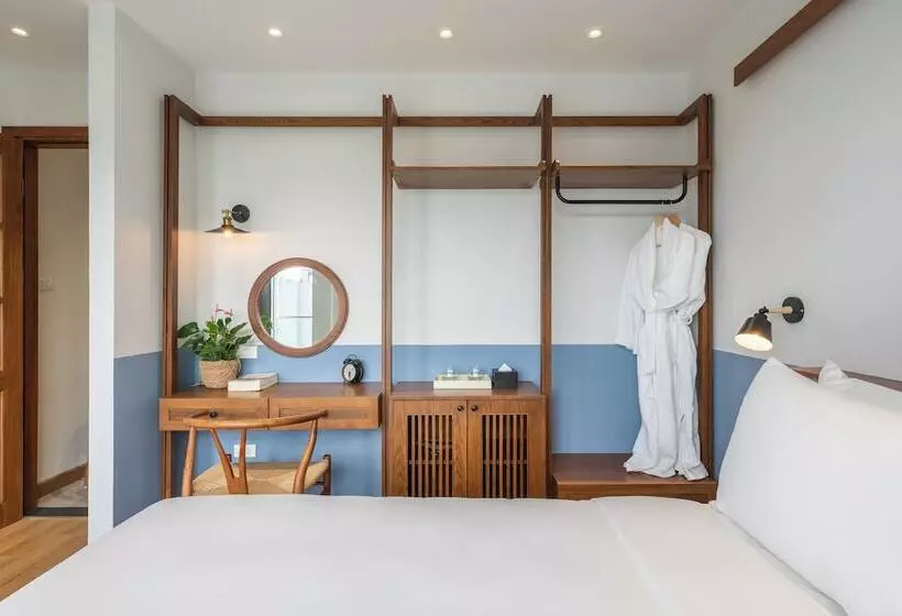 Le Parfum Apartment And